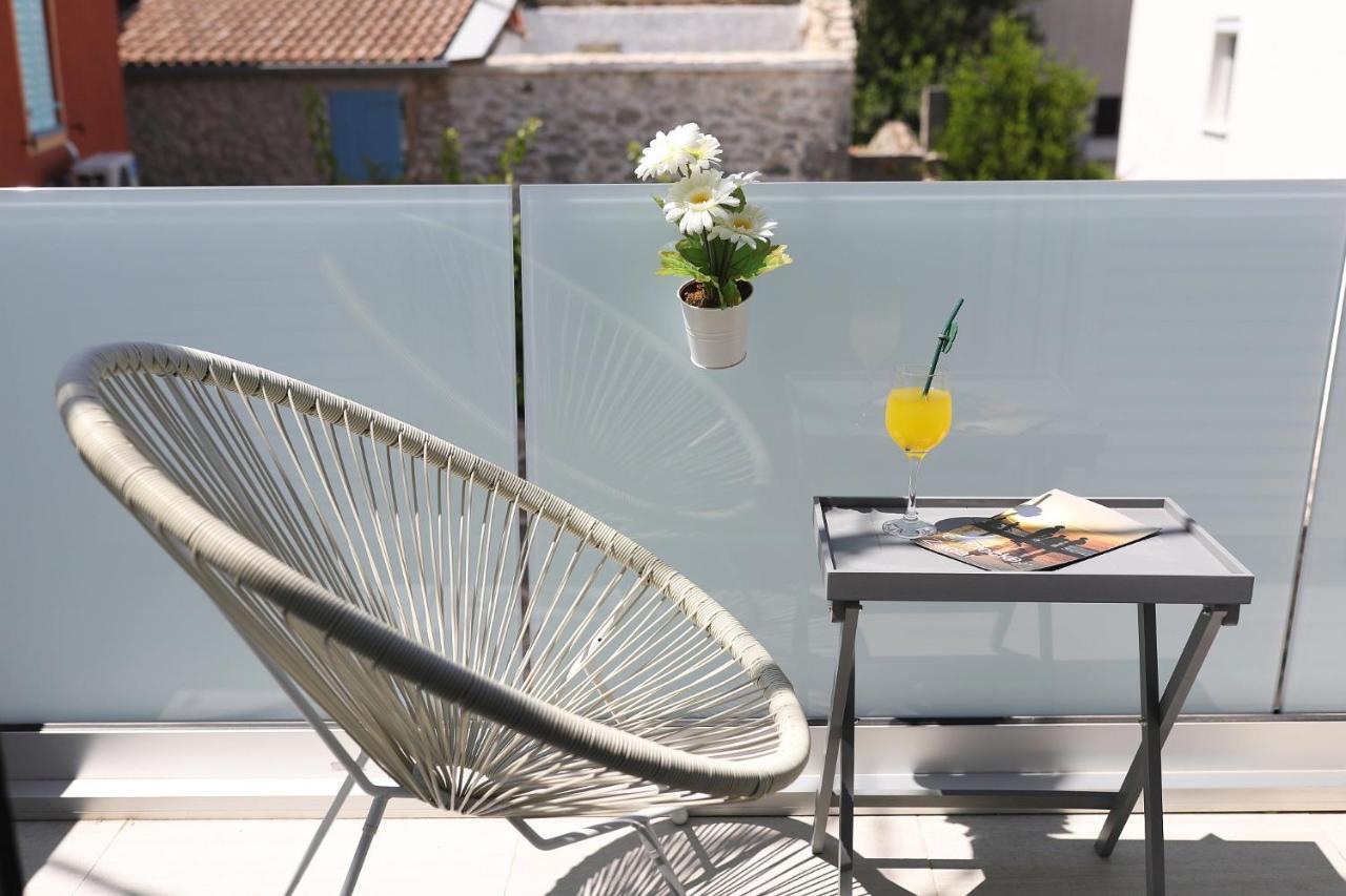 Holiday Home Maria One Minute From -Beach Zadar Zewnętrze zdjęcie