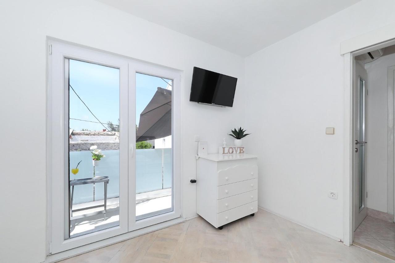 Holiday Home Maria One Minute From -Beach Zadar Zewnętrze zdjęcie