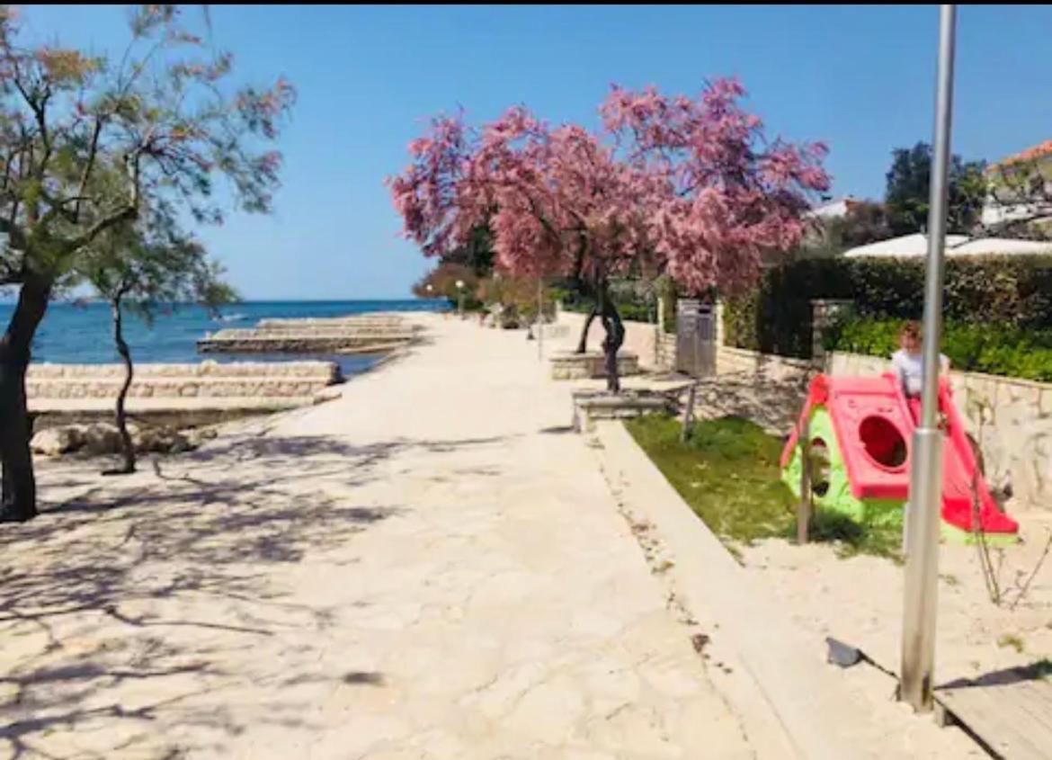 Holiday Home Maria One Minute From -Beach Zadar Zewnętrze zdjęcie
